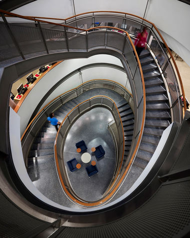 temple som int library stair down